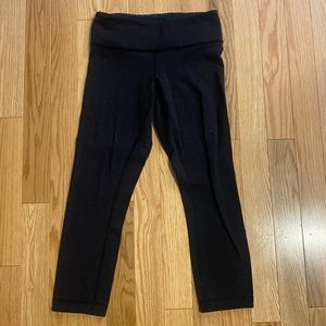 Lululemon Reversible Align crop (23”)